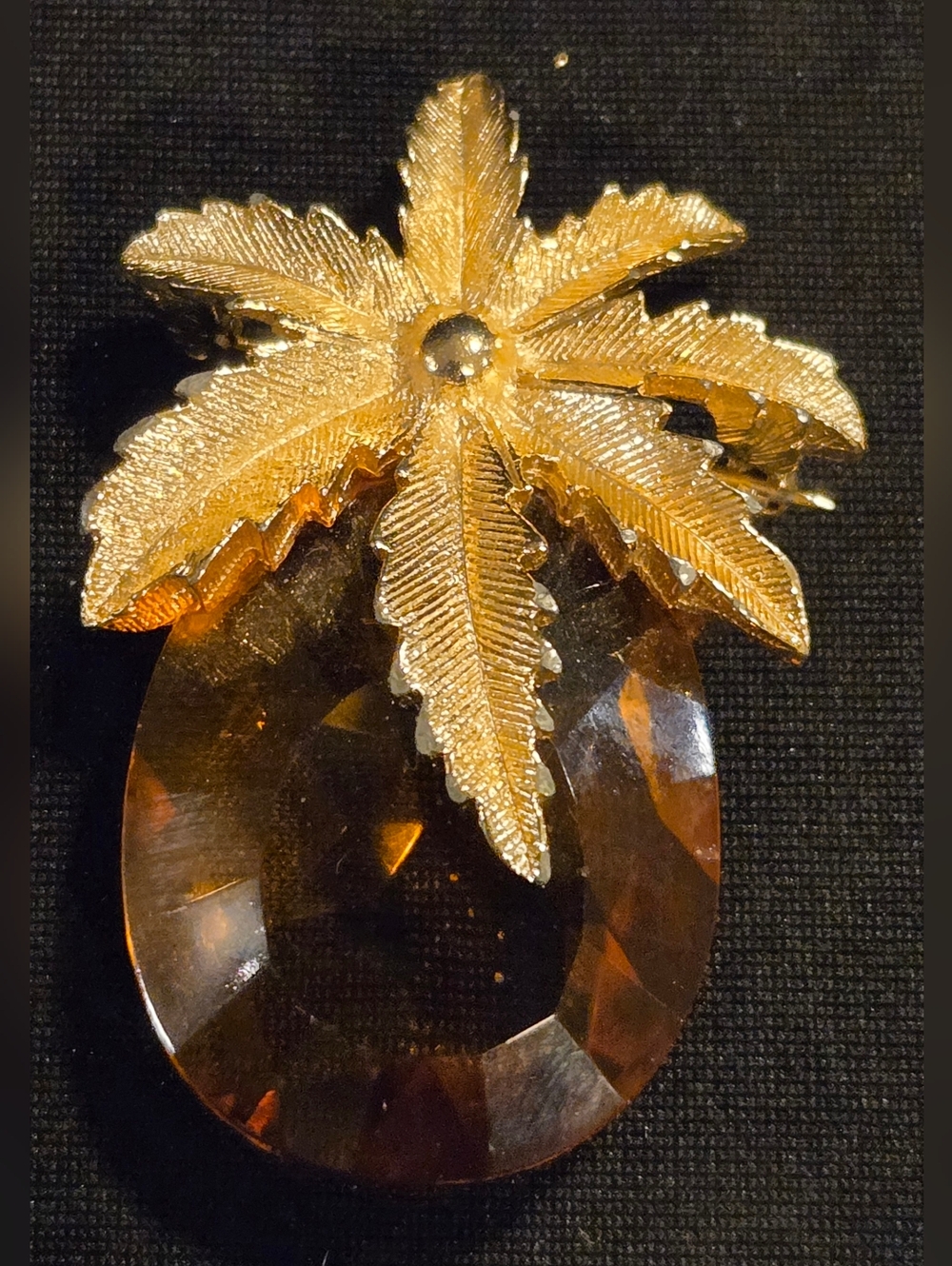 Gold Leaf Pendant Brooch with Amber Faceted Stone Signed Sara Coventry